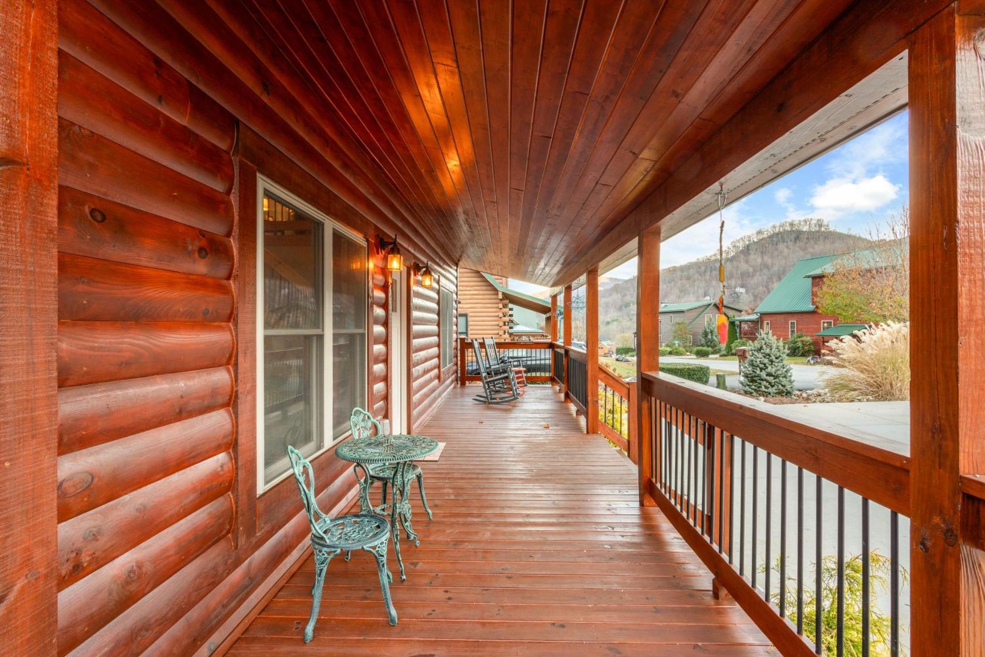 The Snow Owl Cabin Maggie Valley Exterior foto